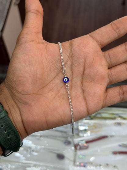 Single Evil Eye Bracelet - Pure Silver